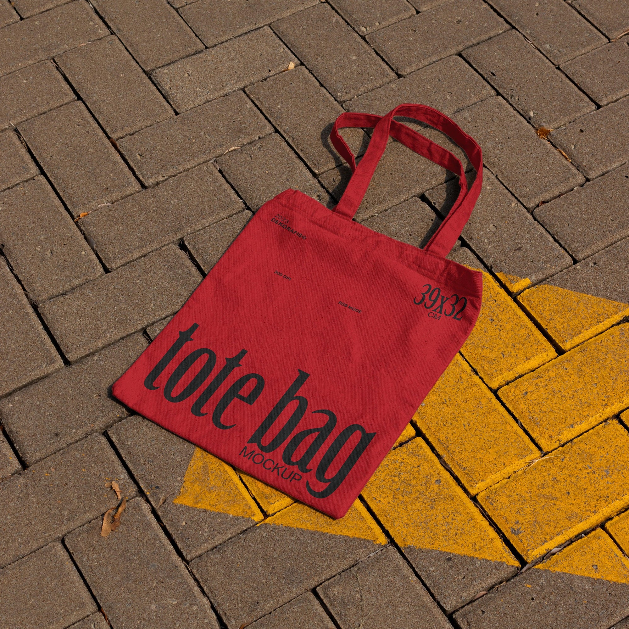 Free Totebag Mockup 39x32cm