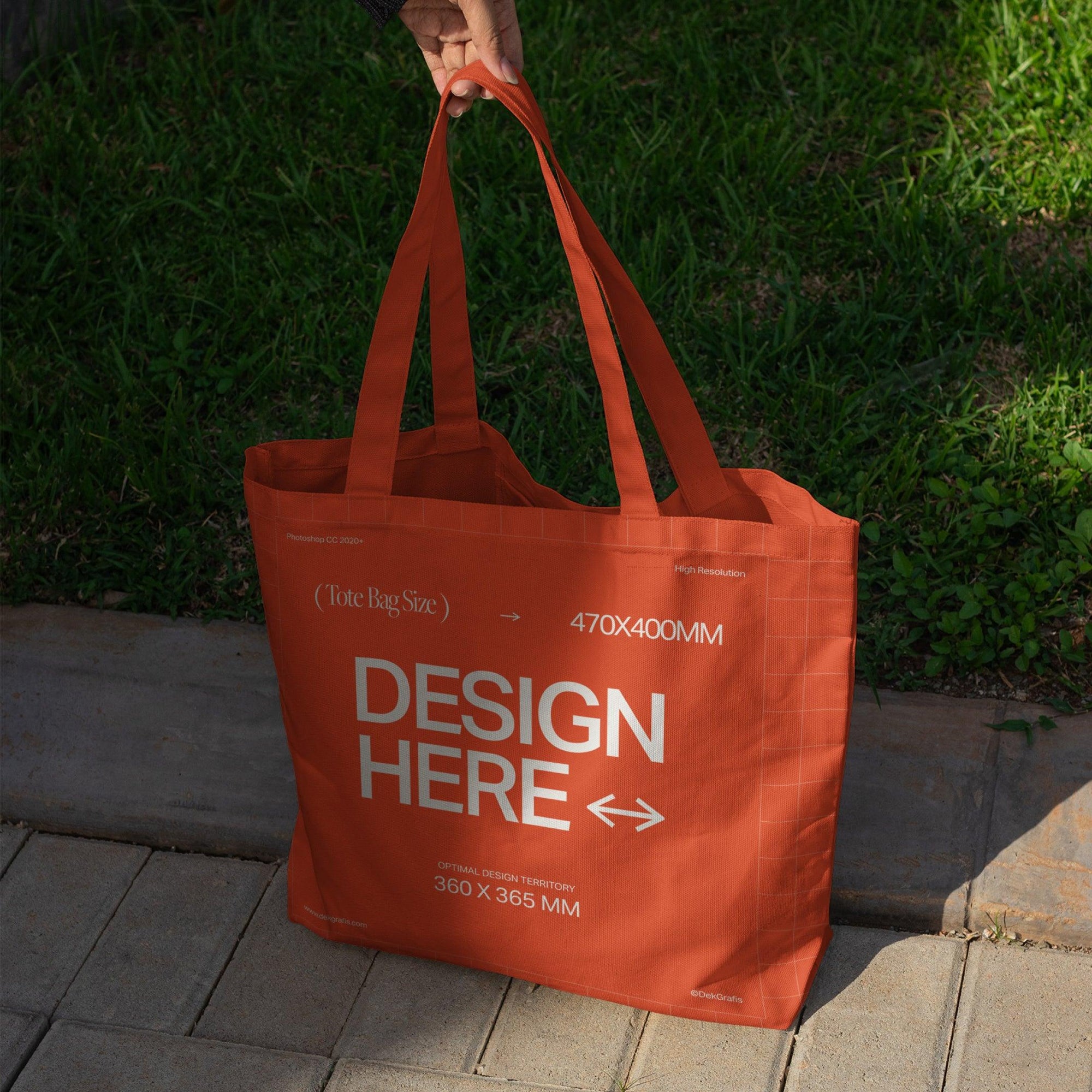 Free Realistic Tote Bag Mockup 01