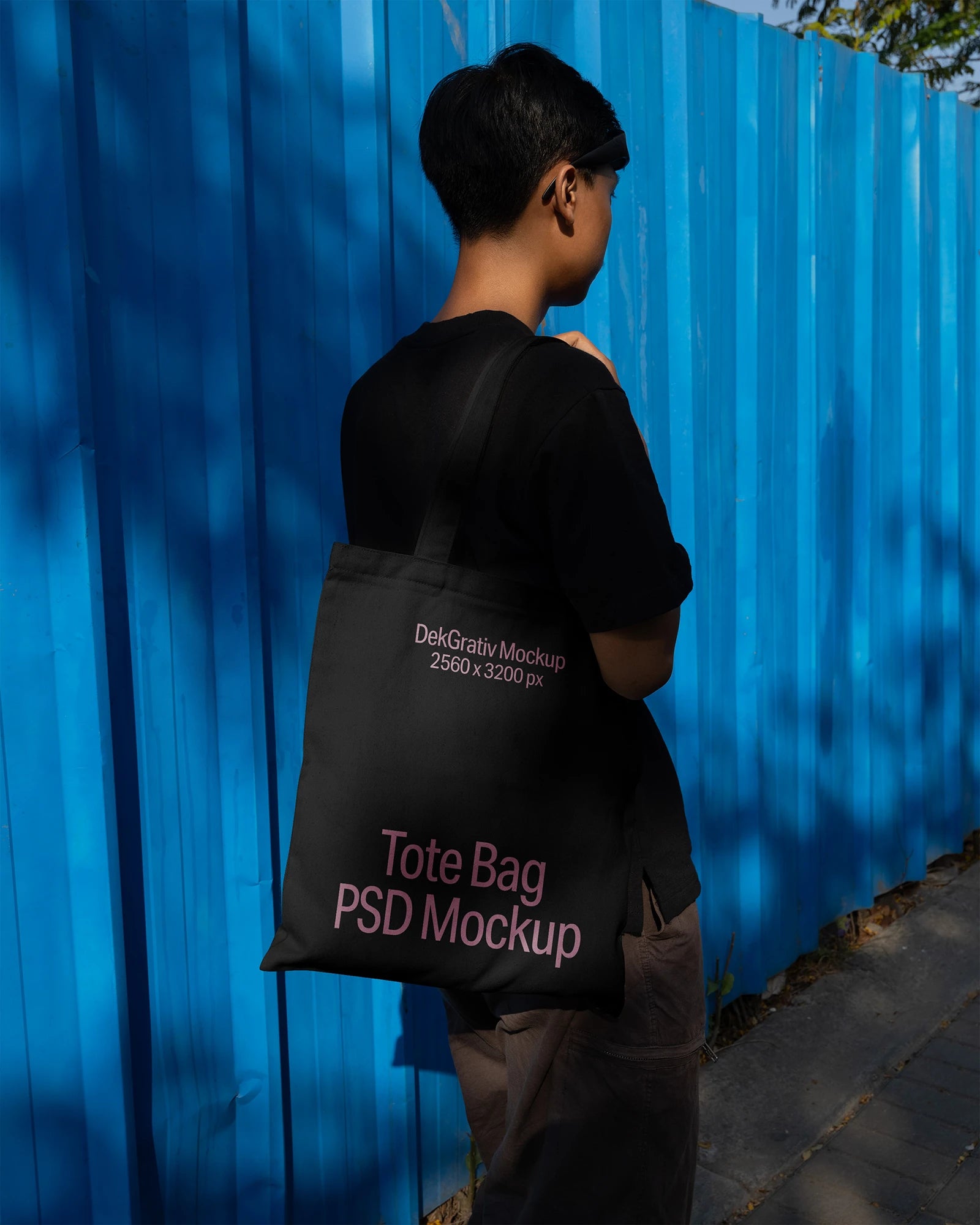 Free Canvas Tote Bag Mockup on Blue Fence